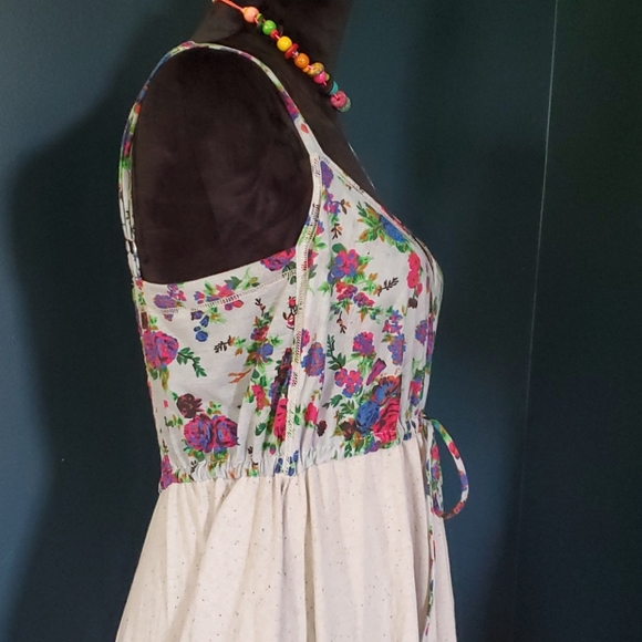 Nick and Mo floral dress - Picture 5 of 9